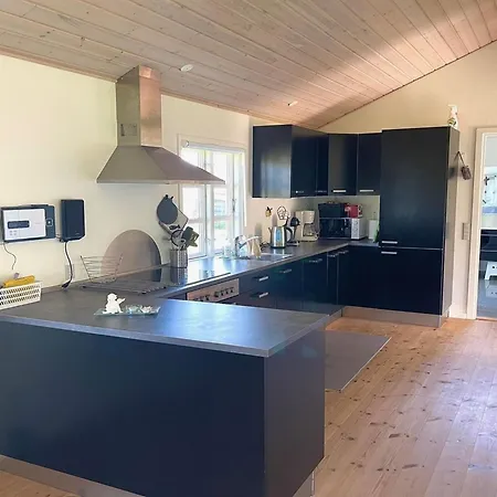Annelouise - 180m To The Fjord By Interhome